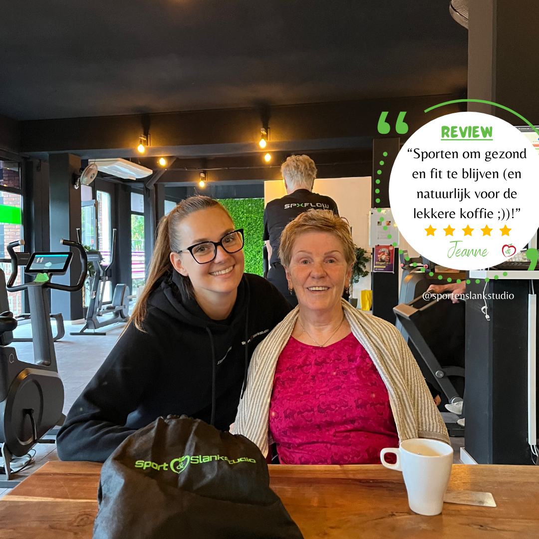 Jeanne samen met een coach aan de koffietafel bij Sport & Slankstudio Etten-Leur
